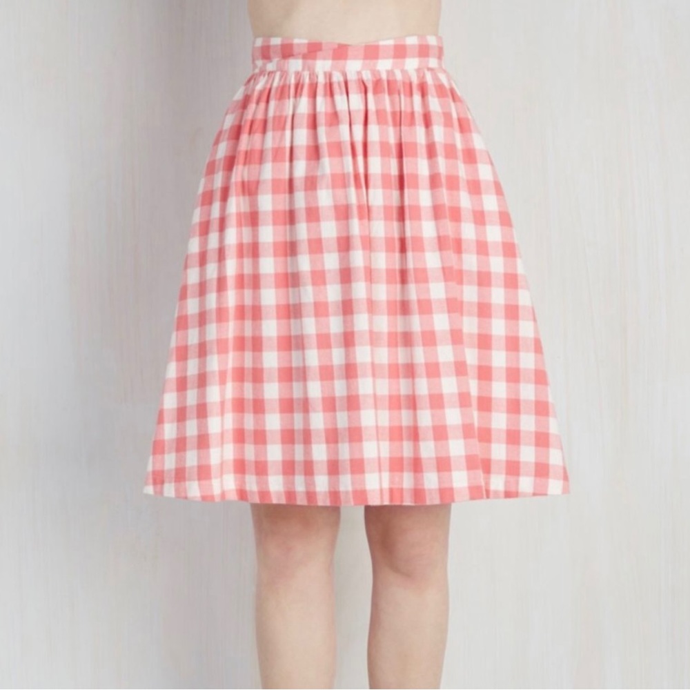 Modcloth size small pink gingham skirt